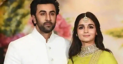 IS ALIA AND RANBIR  DATING ?????