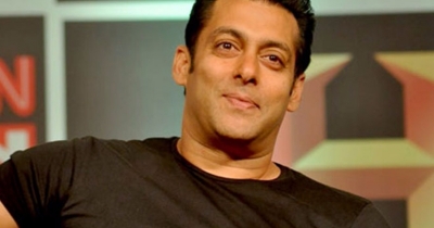 Salman Khan Reacts To Aamir Starrer Dangal’s Box Office Succ